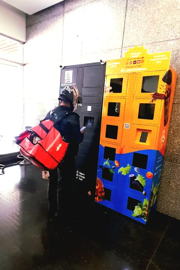 Experiencia real en implementación de smart lockers en operación